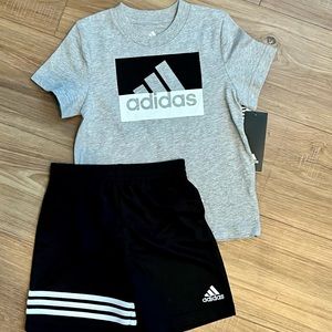 Adidas Little Boys GRAPHIC TEE AND SHORTS SET